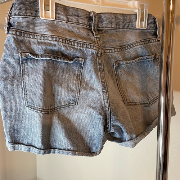 Old navy denim shorts - Picture 2 of 2